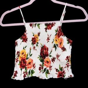 💙❤️ Used Floral crop top.